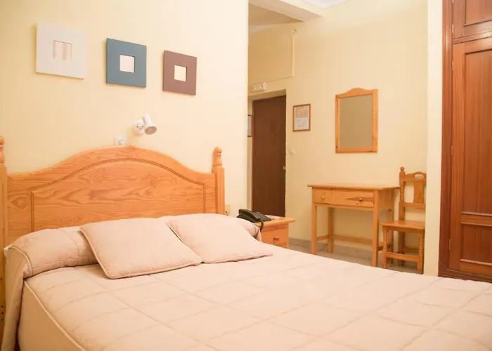 Hostal SierpesHostal